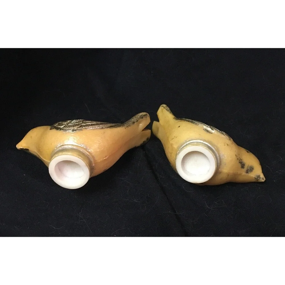 Vintage 1950's  Bird Salt and Pepper‎ Shakers Hong Kong Plastic
